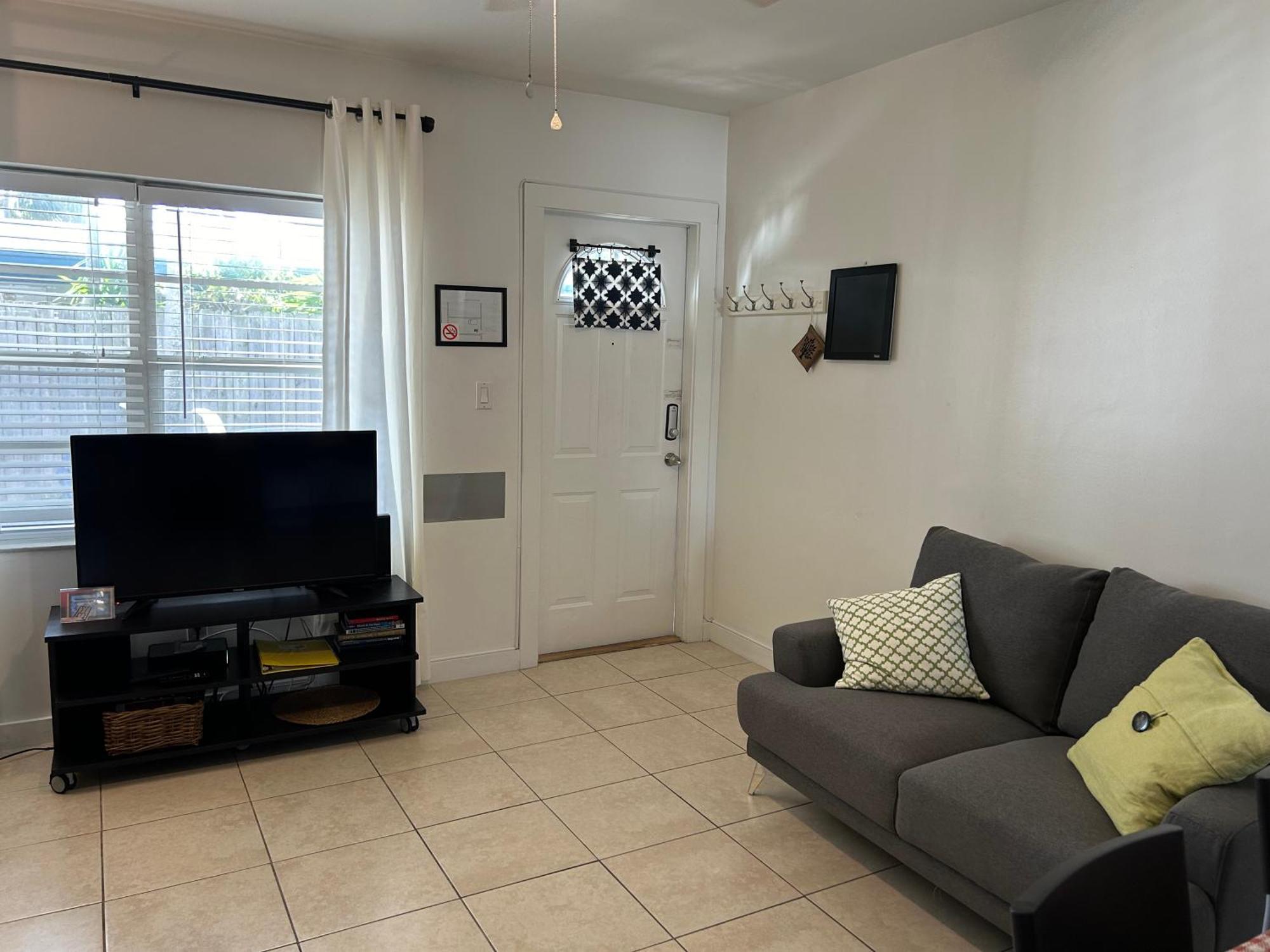 Lambert Family Beach Apartments フォート・ローダーデール エクステリア 写真
